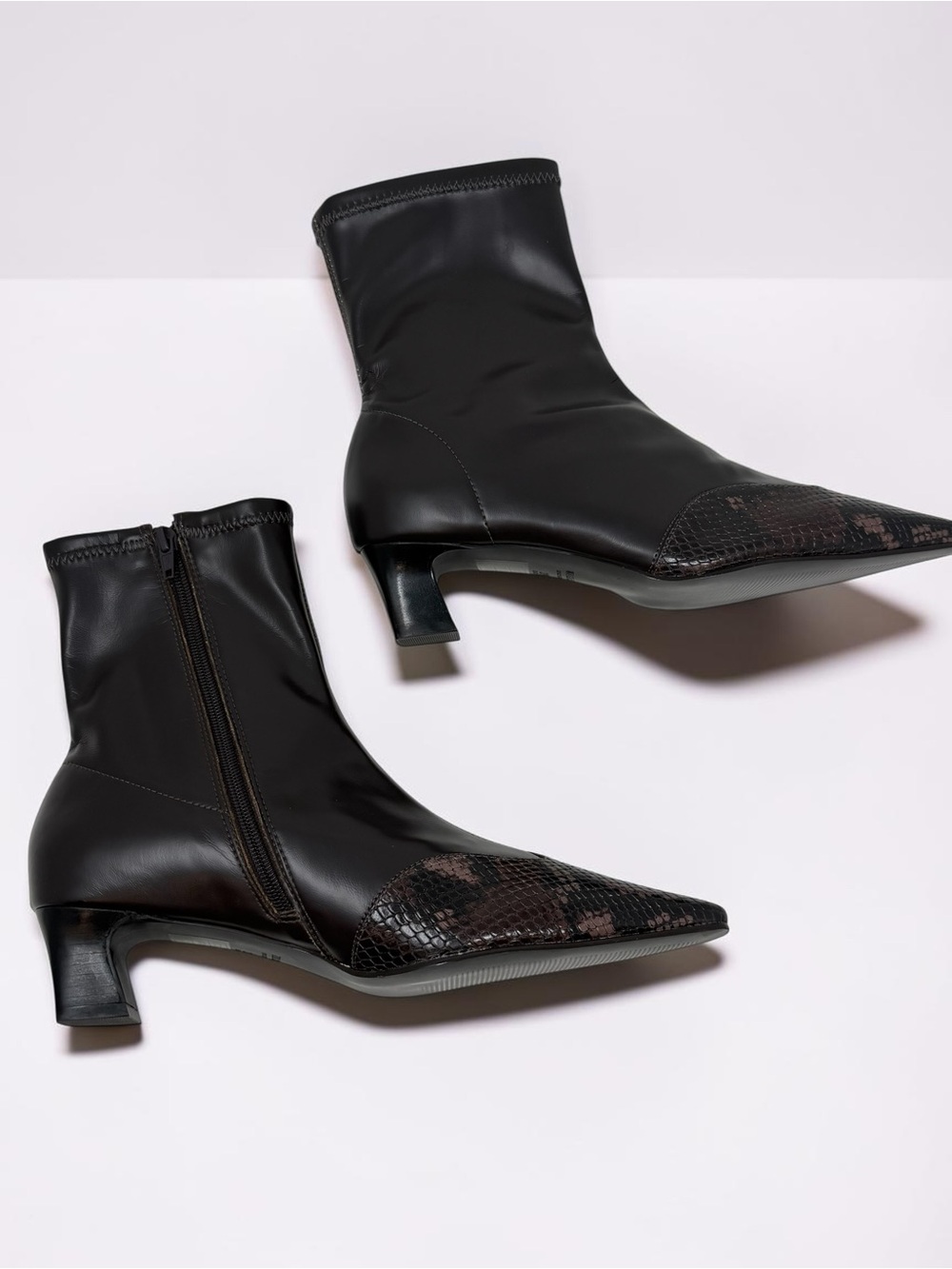 ✨ Anthropologie Maeve Pointed Toe Snakeskin Cap-Toe Stretch Ankle Booties ✨ - Picture 10 of 12